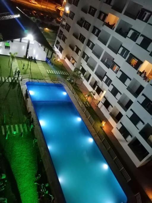 Appartement Luxueusement Meuble Avec Piscine Oued Laou Buitenkant foto